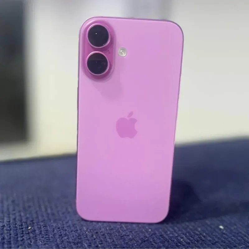 IPhone 16 de 128 GB (Libre de Fábrica, Versión ESIM, 92% Batería)