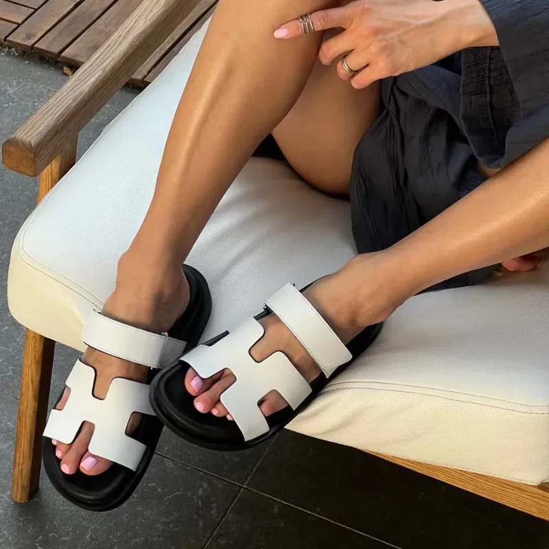 Sandalias Hermes