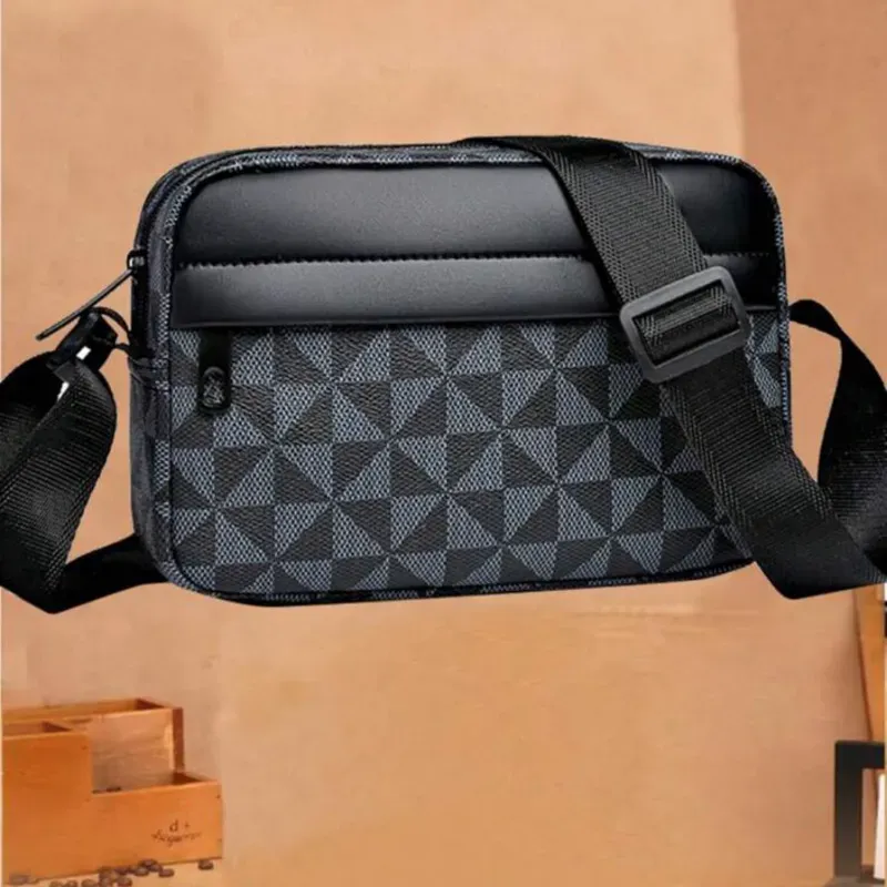 Cartera de hombre azul y negra