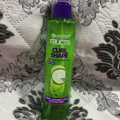 Gel fijador de rizos