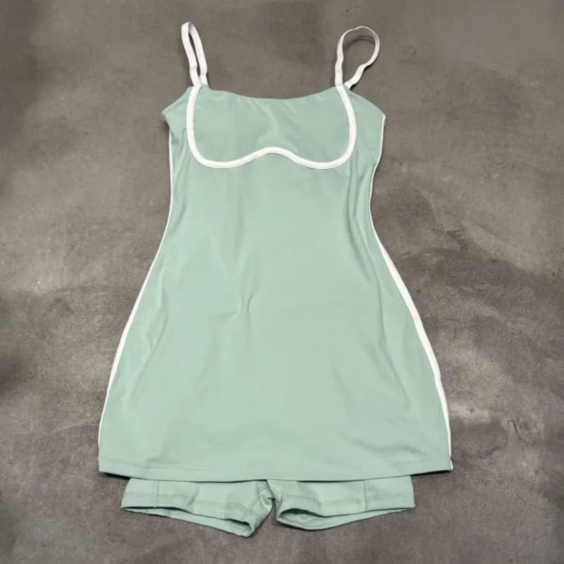 Vestido deportivo alo