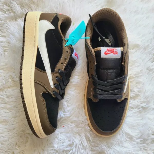 Nike ×Travis Scott
