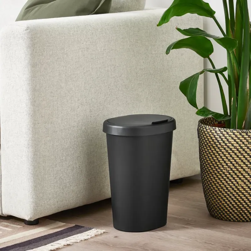 cesto negro con tapa