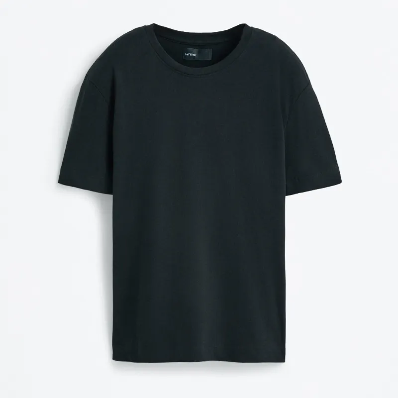 Camiseta negra larga