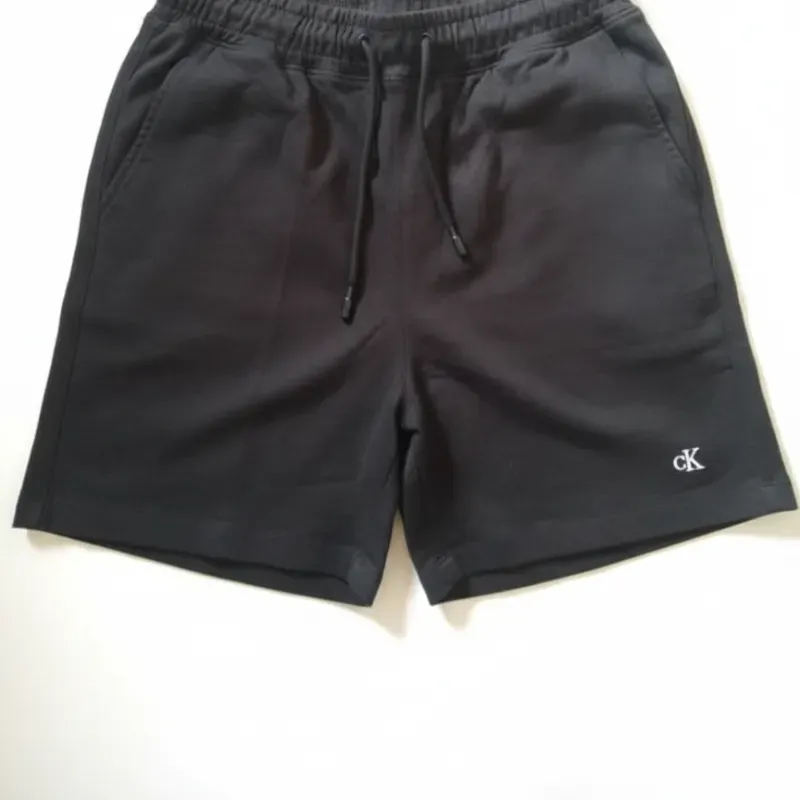 Short de hombre de tela