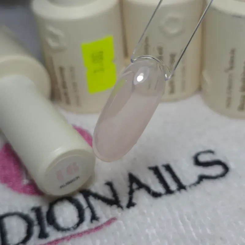 Base Multiuso Soft Strong #16 Miss Cherry