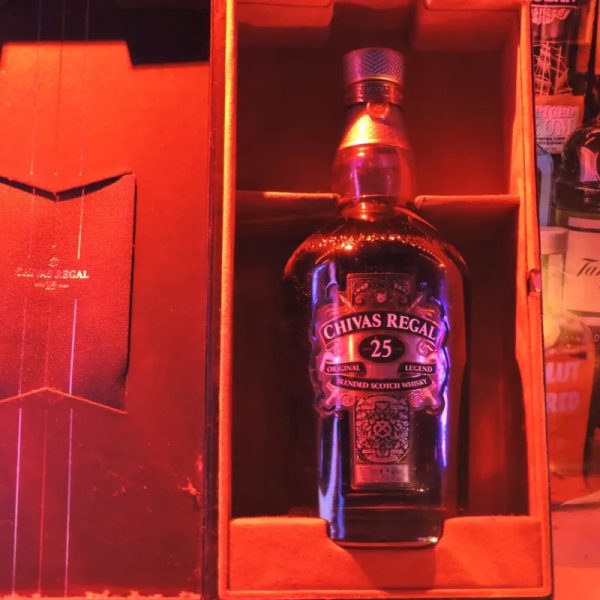 Whisky Chivas Regal 25 años