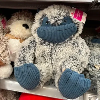 Peluche Monstruos de Walmart