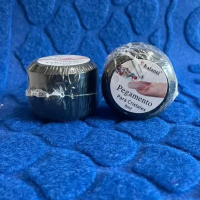 Pegamento para piedras