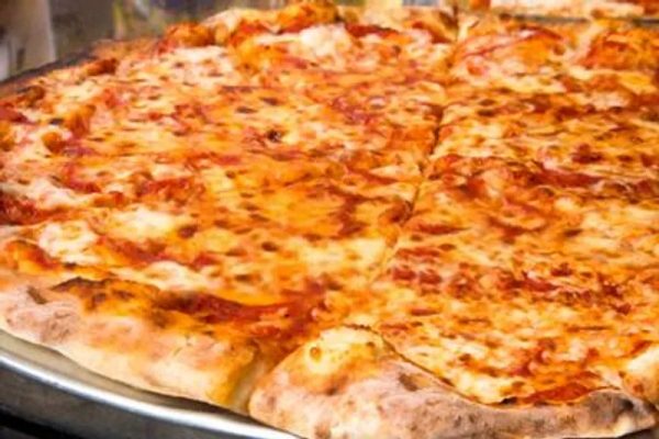 pizza familiar con Queso Gouda y Jamón