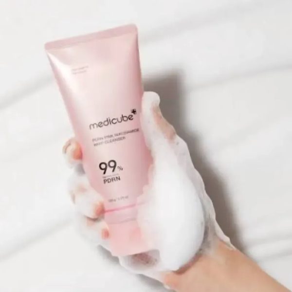 Gel Limpiador espumoso  Medicube Pore Pink Niacinamide Whip Cleanser 
