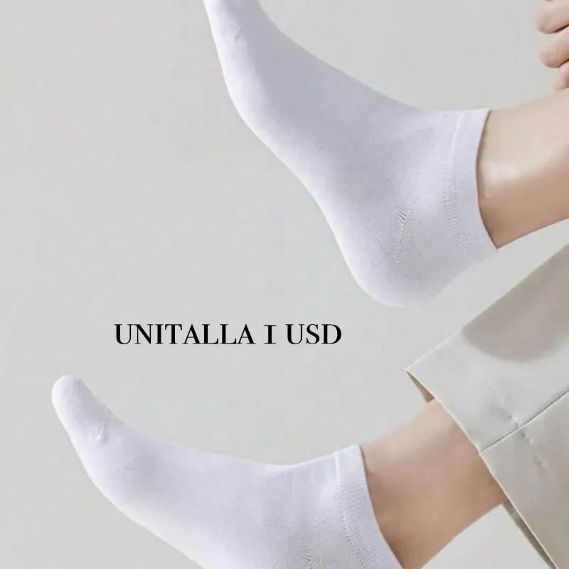 Medias blancas tobilleras