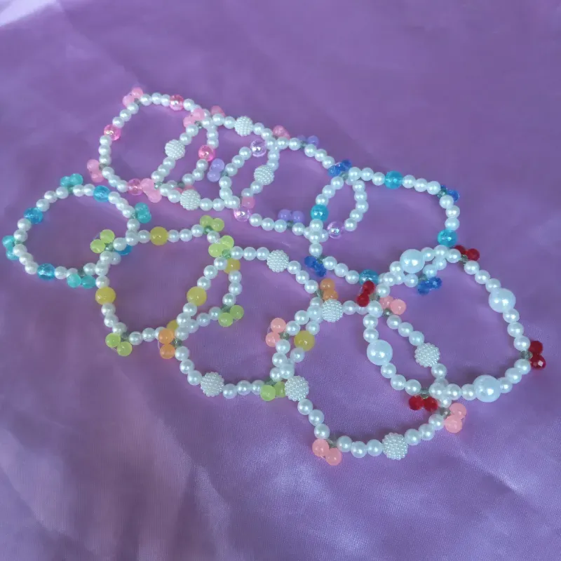 Pulseras de cerezas