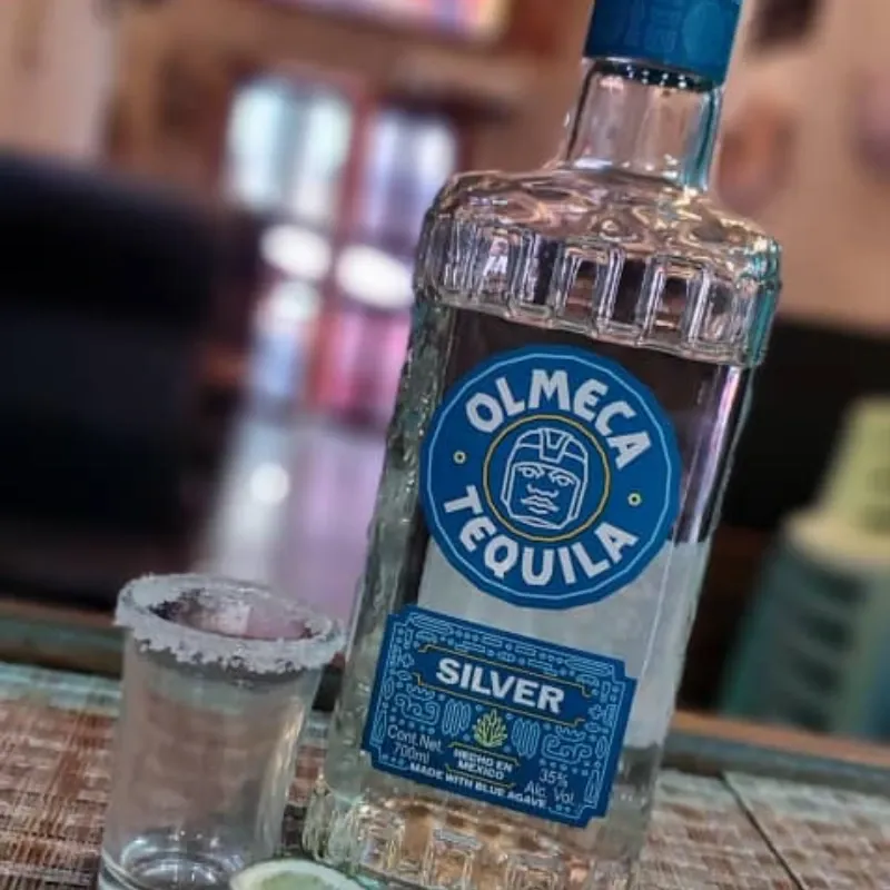 Shot tequila Silver Altos Plata