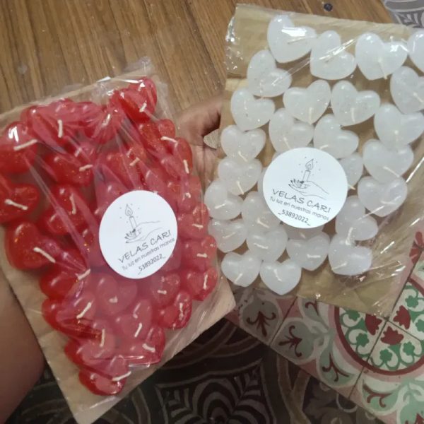 Paquete de 30 velitas pequeñas de corazones