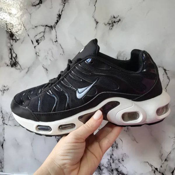 Nike válvula