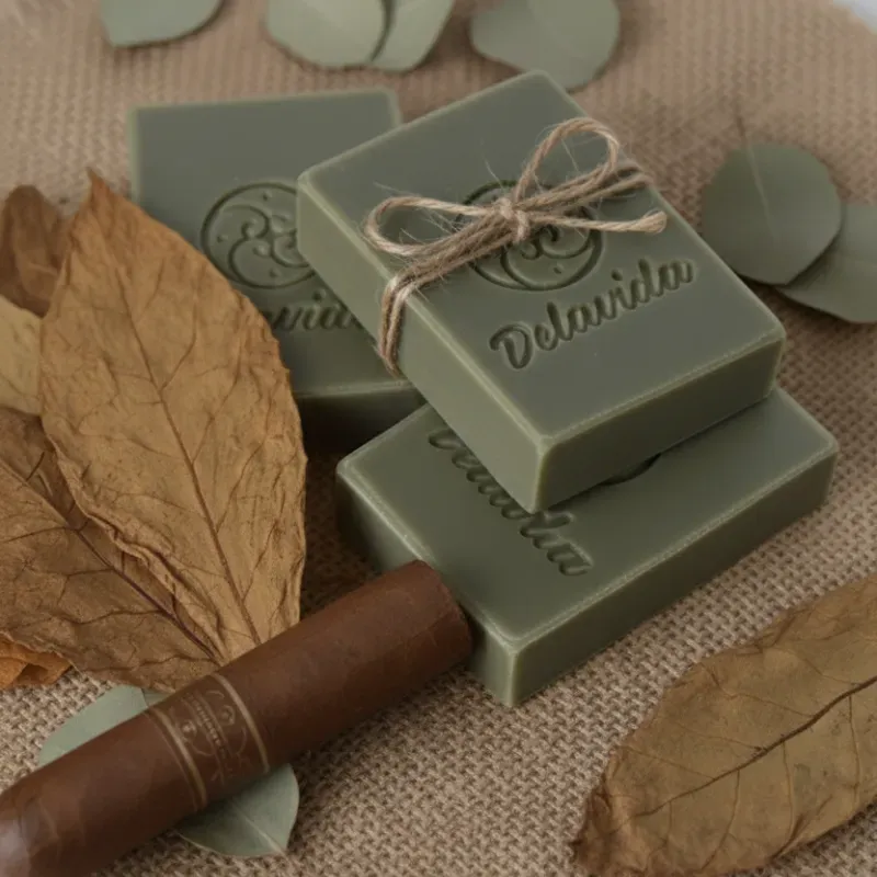 Jabón de aloe, tabaco y neem