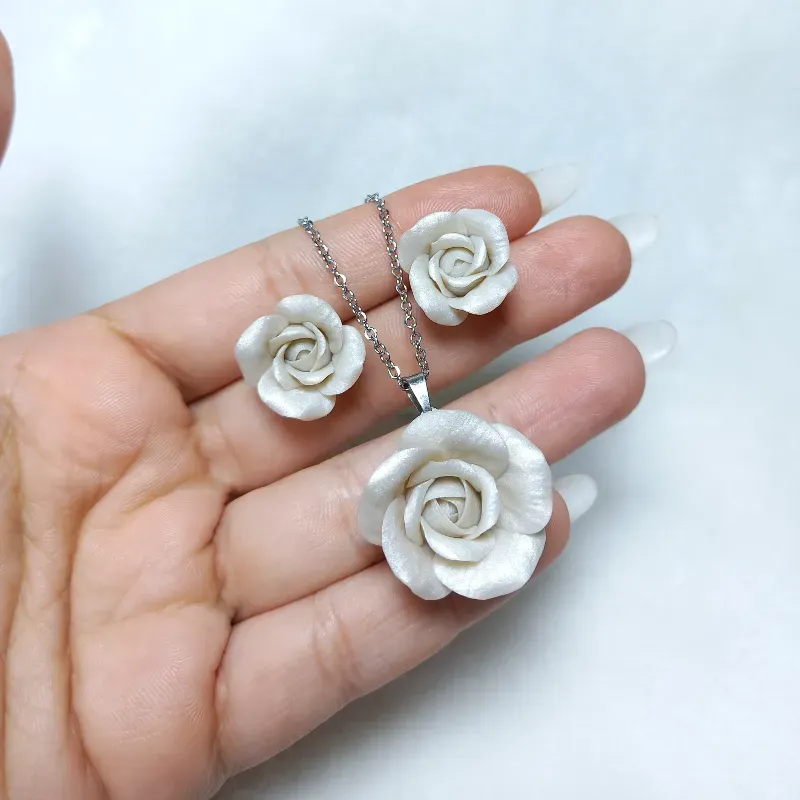 ✨Juego de Rosas Perladas✨