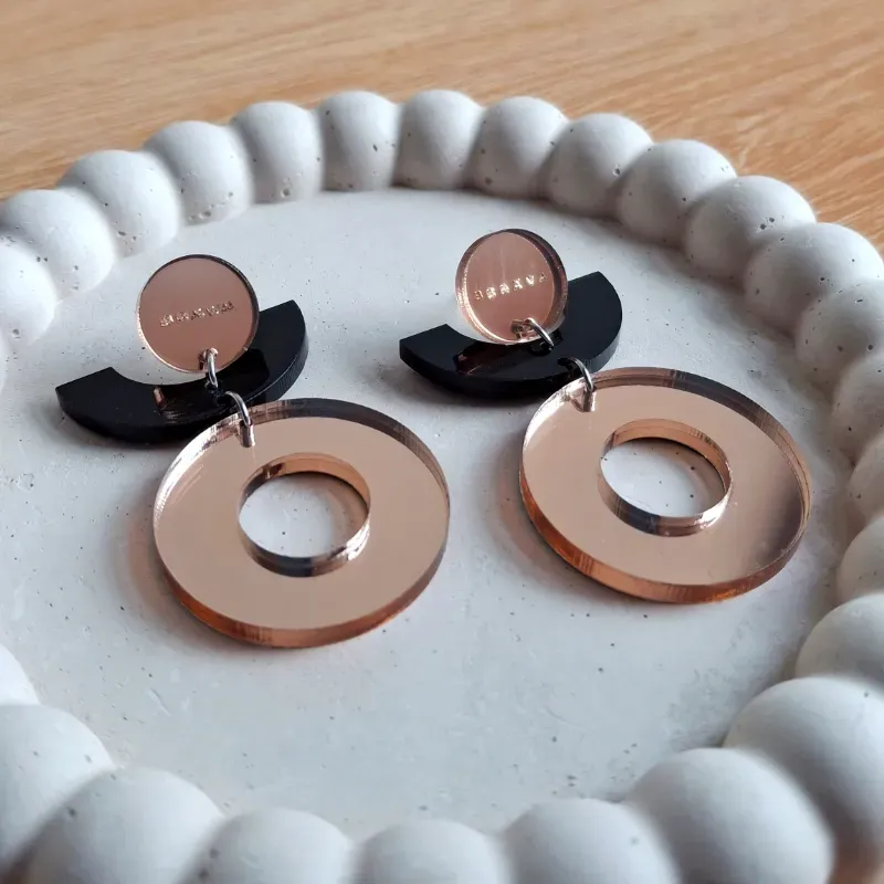 Bauhaus Gordita Oro Rosa