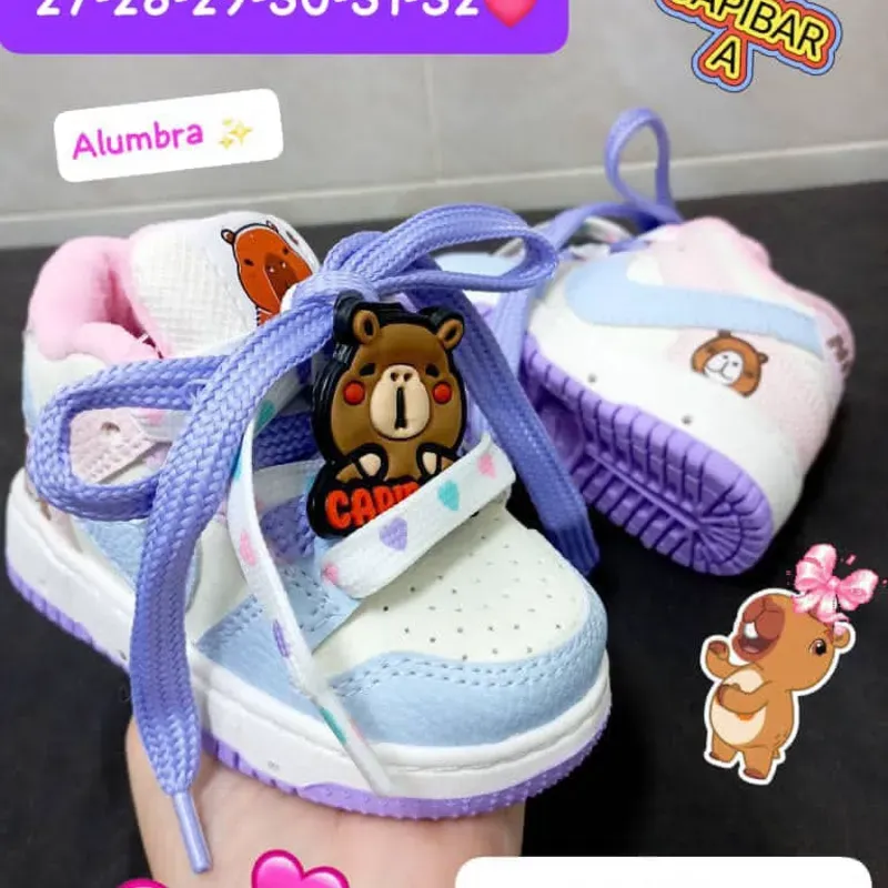 NIKE AIR FORCE CAPIBARA DOBLE CORDON CON DETALLES ROSADOS Y MORADOS  Alumbra ✨