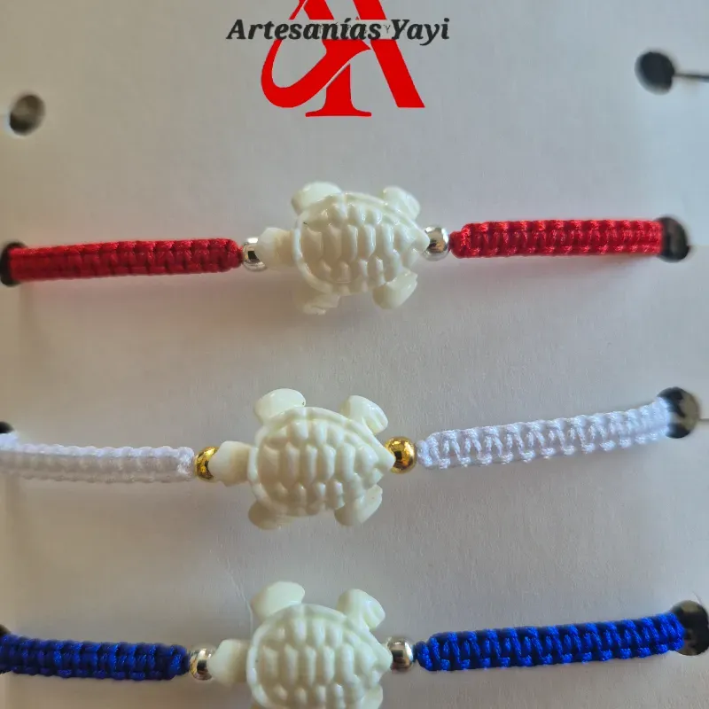 Pulseras tejidas de tortugas