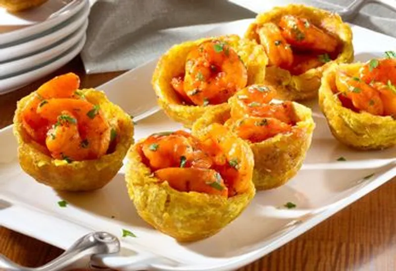 Tostones rellenos/ marisco