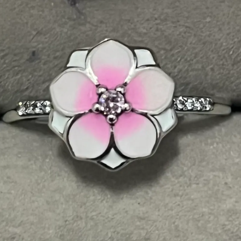 Anillo flor rosada