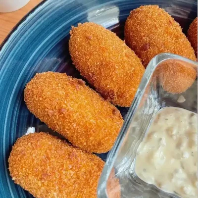 CROQUETAS DE POLLO