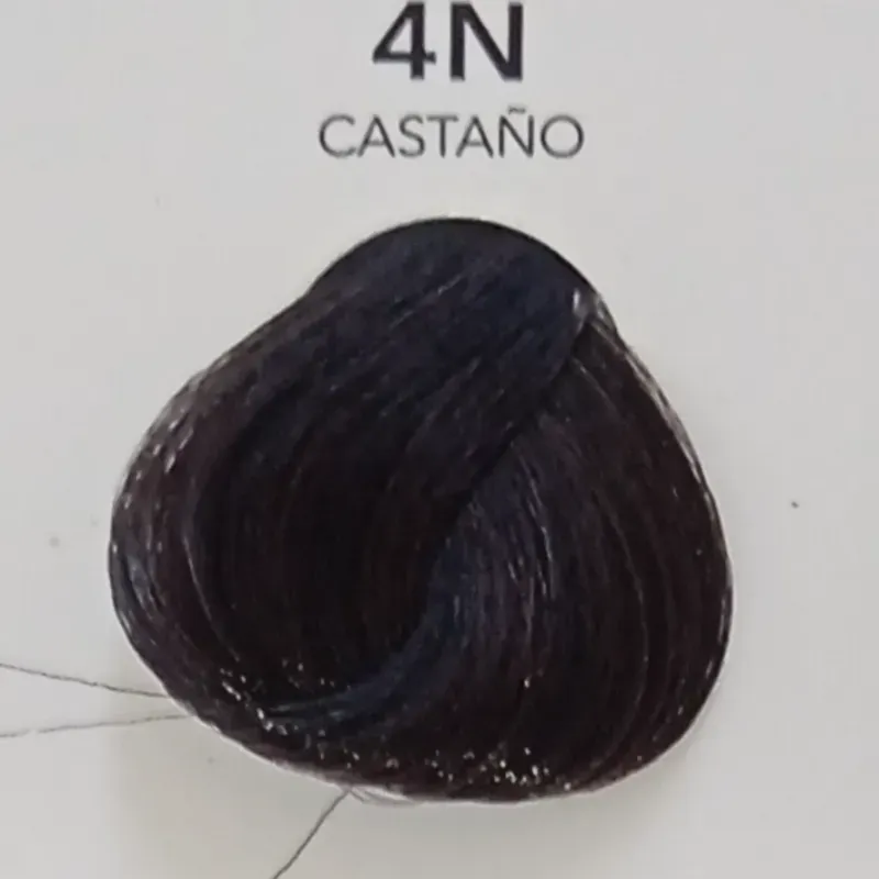 4 castaño medio