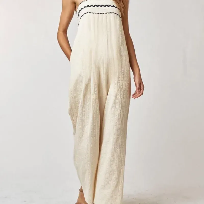 Monopantalón strapless beige