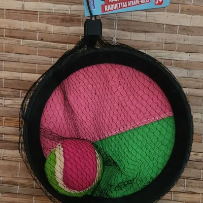 Raqueta conpelotas