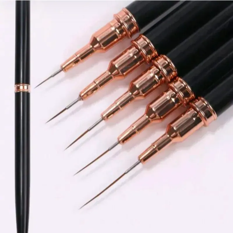 Pincel Liner con tapa