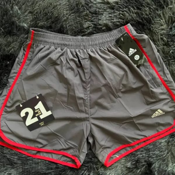 Short de Nylon Adidas
