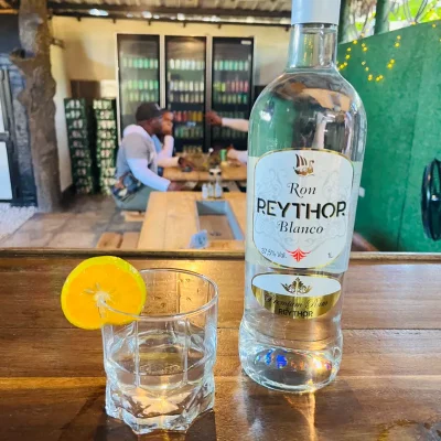 Ron blanco