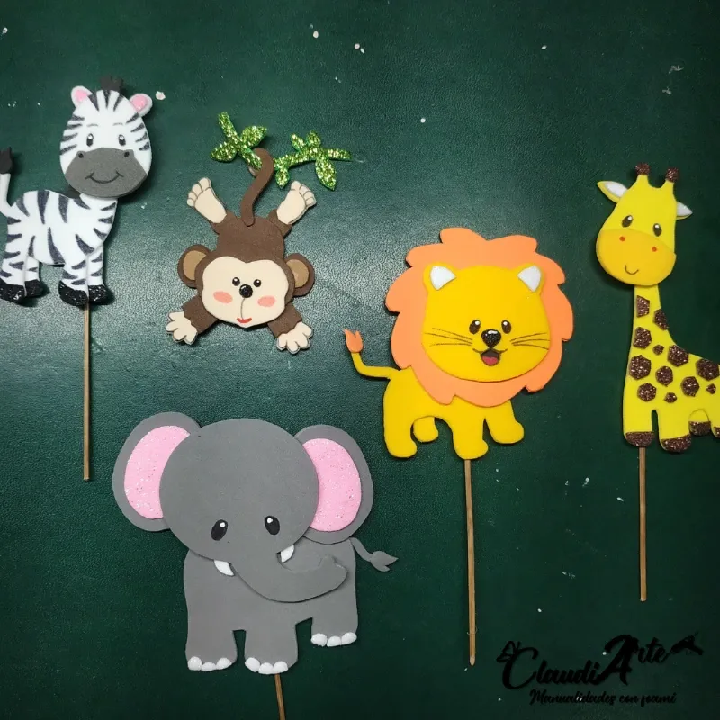 Cake topper (Safari)