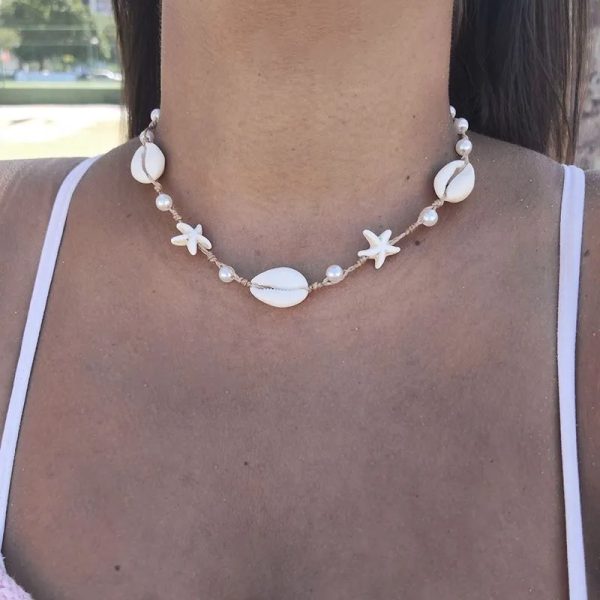 Collar de caracoles y estrellas de mar