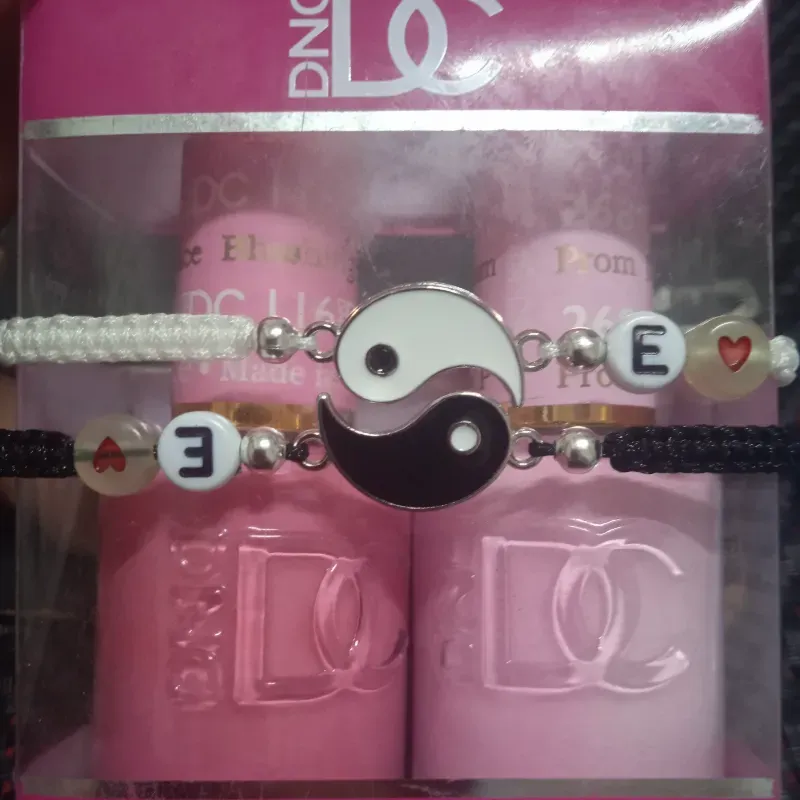 Ying-yang personalizado con las iniciales