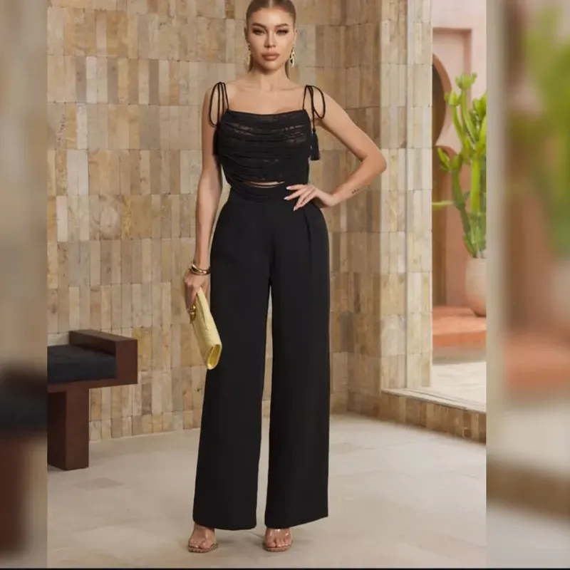 Set pantalón y top negro