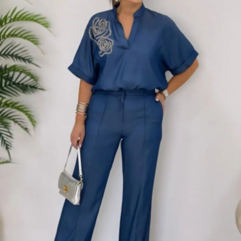 conjunto blue flower