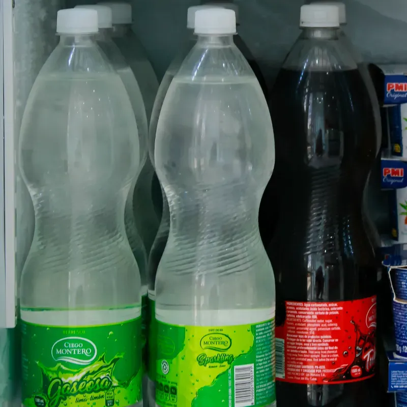 Refresco Pomo Grande