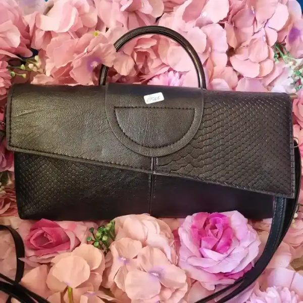 Cartera negra