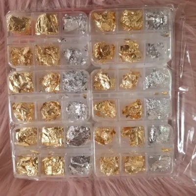 Hojas de oro y plata