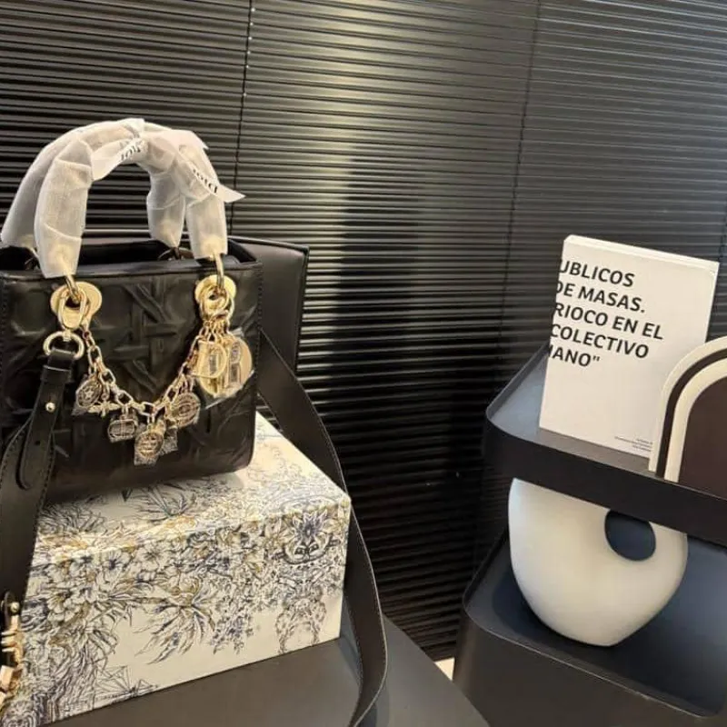 Cartera Christian Dior