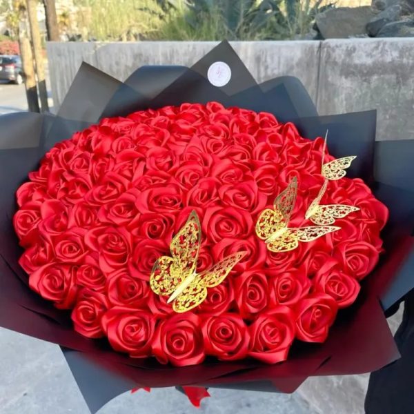 Ramo de 100 rosas
