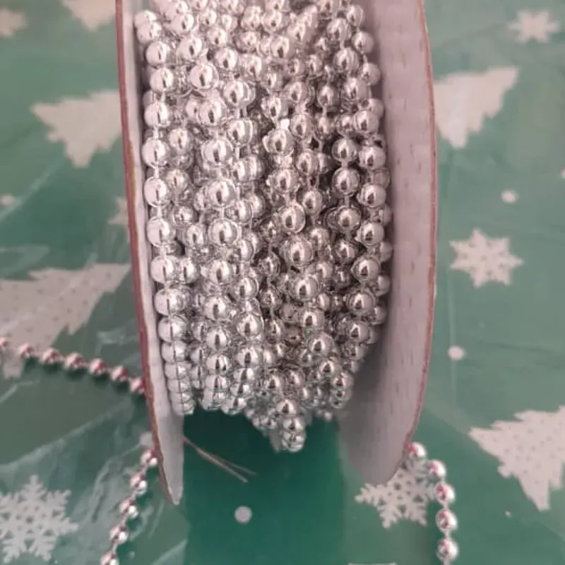 Tira perlas plateada