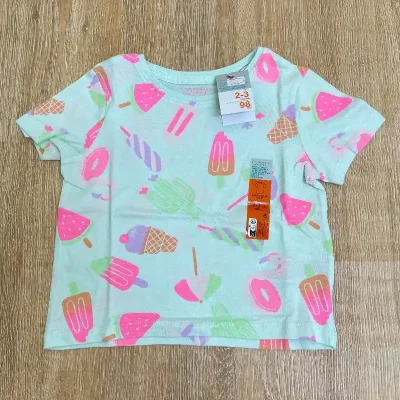 Pulóver color menta con helado