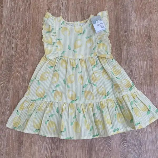 Vestido color amarillo con limones