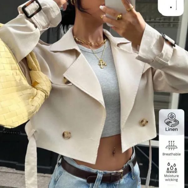 Blazer Corto Beige – Estilo fresco con toque urbano y funcional