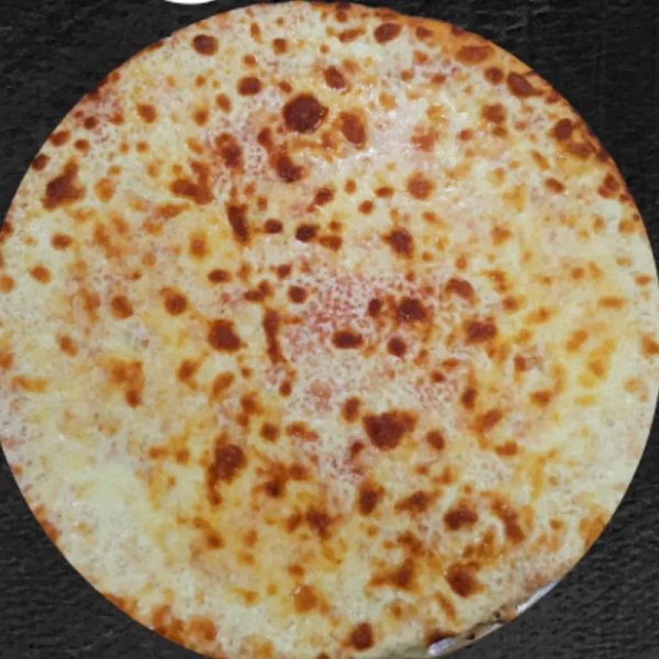 Pizza de quesos extremo regular en caja
