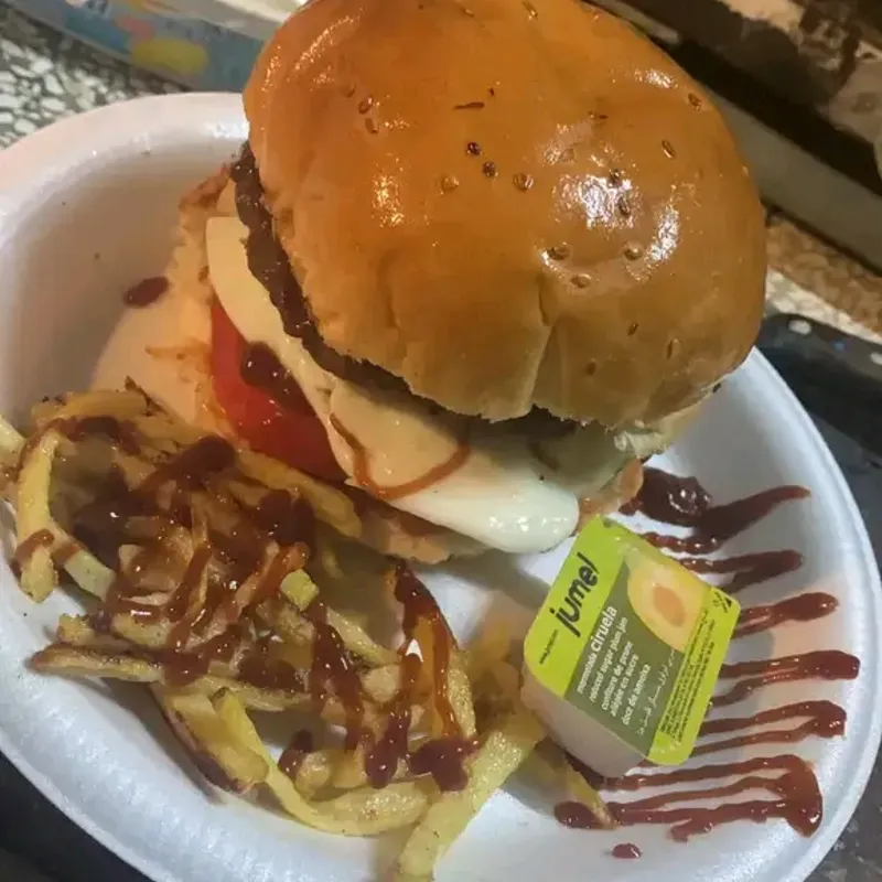 Hamburguesas a domicilio  Toque imagen